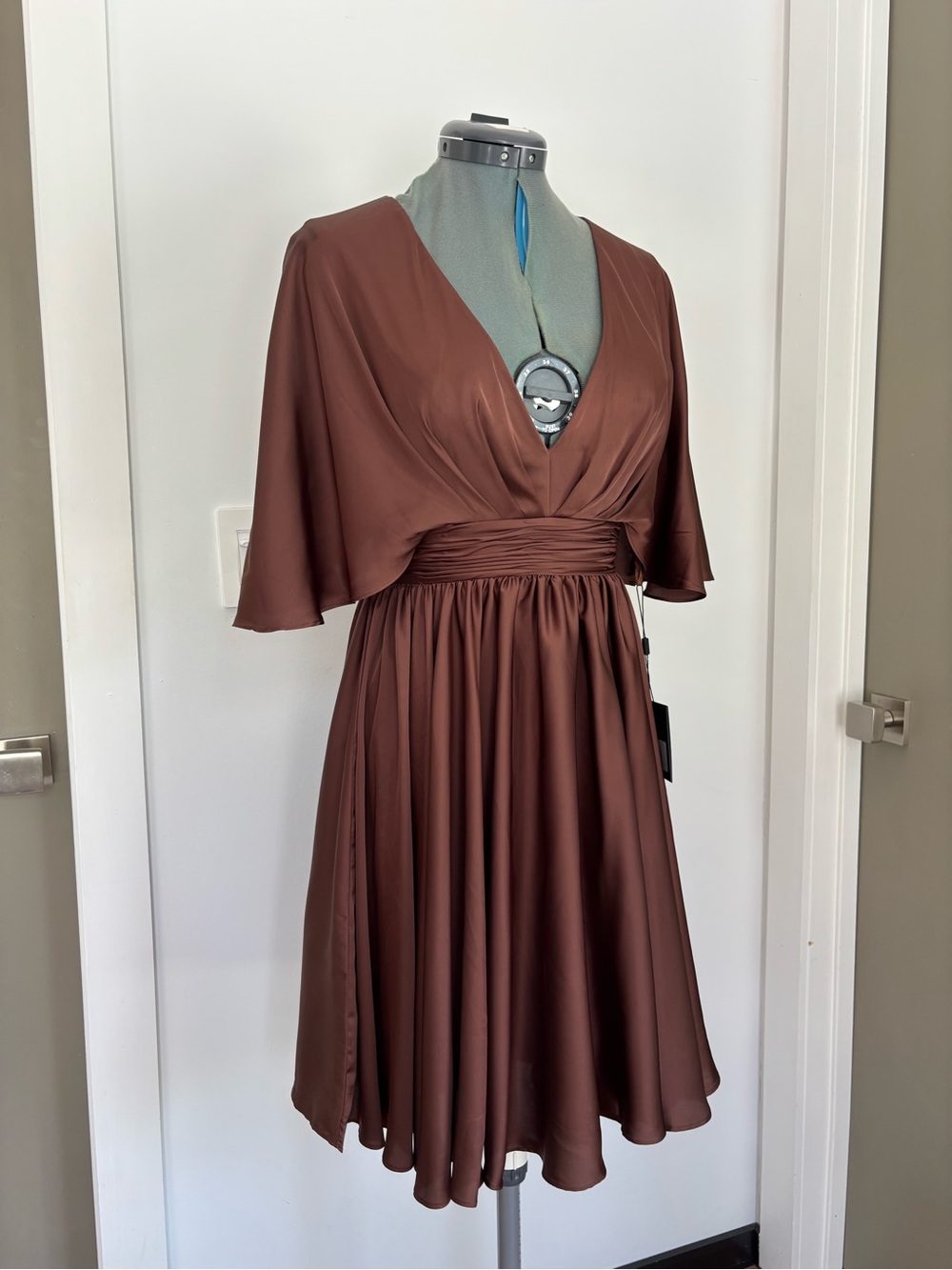 IENA for Mac Duggal Size 0 Copper Brown Silky Ruched Waist Midi Dress NWT